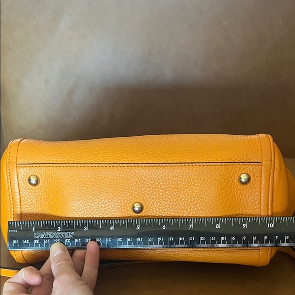 Gucci Tangerine Leather Tote Crossbody Bag - Picture 15 of 17